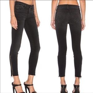 Mother Wait Until Dark Black Wash Distressed Jeans Looker Zip Ankle Fray 25